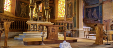 Bénédiction du nouvel autel de Launaguet par Mgr de Kerimel
